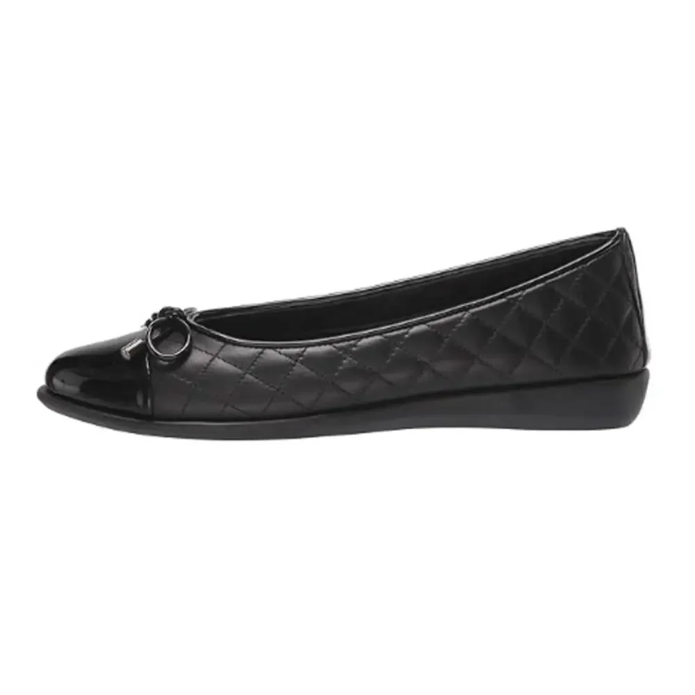 New The Flexx Women's Black Leather Riseco Quilted Ballet Flat Size 7